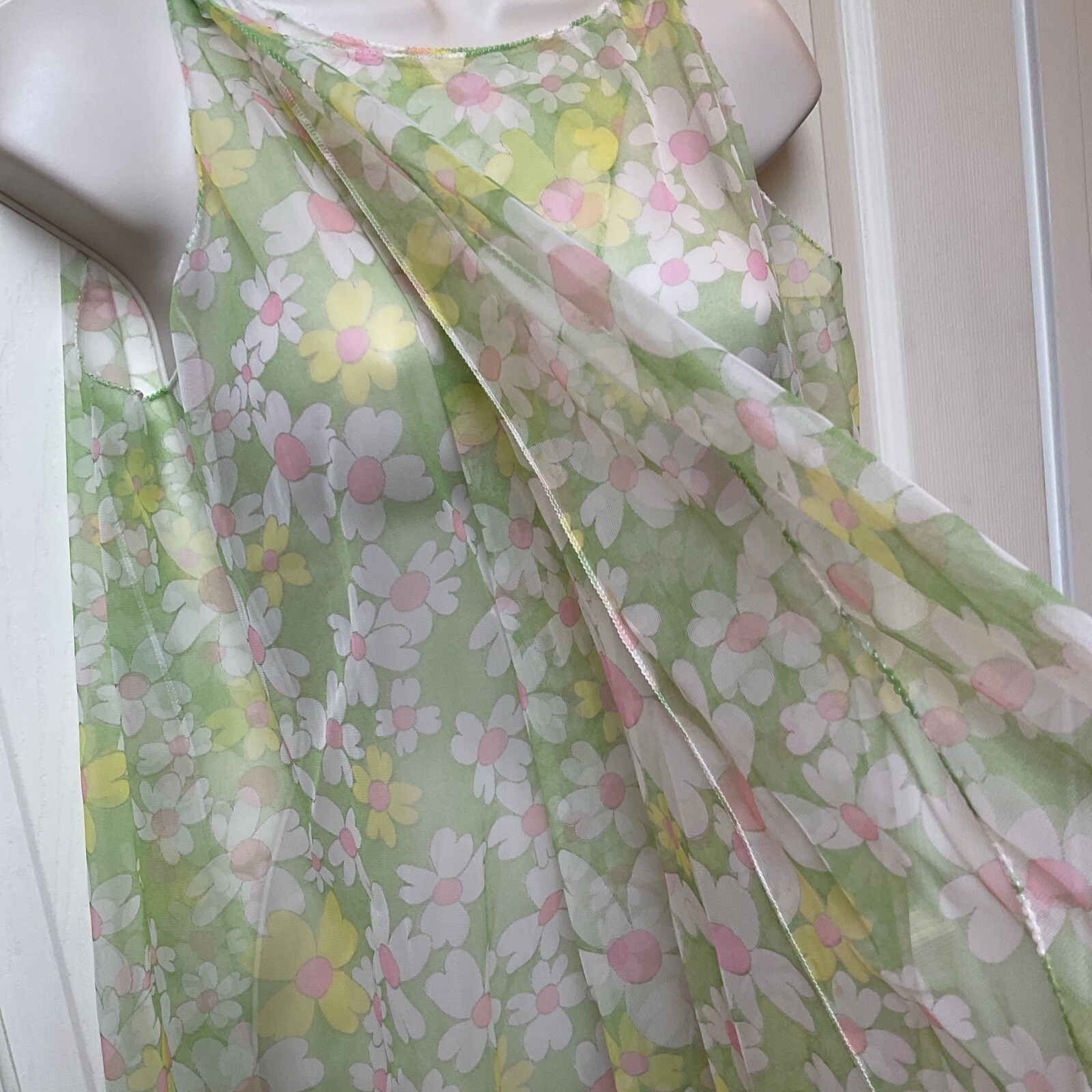 Vintage Van Roalte Hostess Dress Coverup Sheer Daisy Groovy Mod Size Small Rare