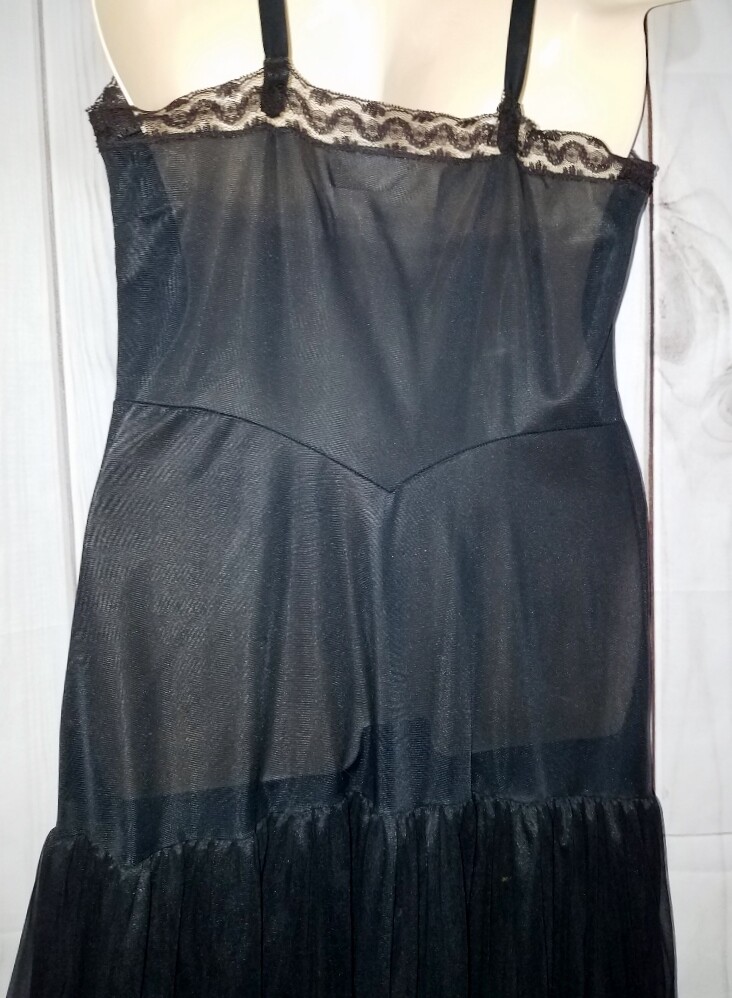 VTG 40 Perlcrest 36 Black Full Slip Double Layer Lined Lace Rockabilly Nylon 821