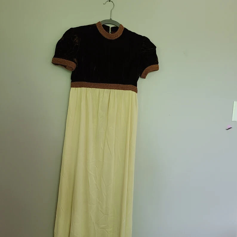50s Womens Lord & Taylor Dress S/M Cream Skirt High Waist Brown Velvet Copper
