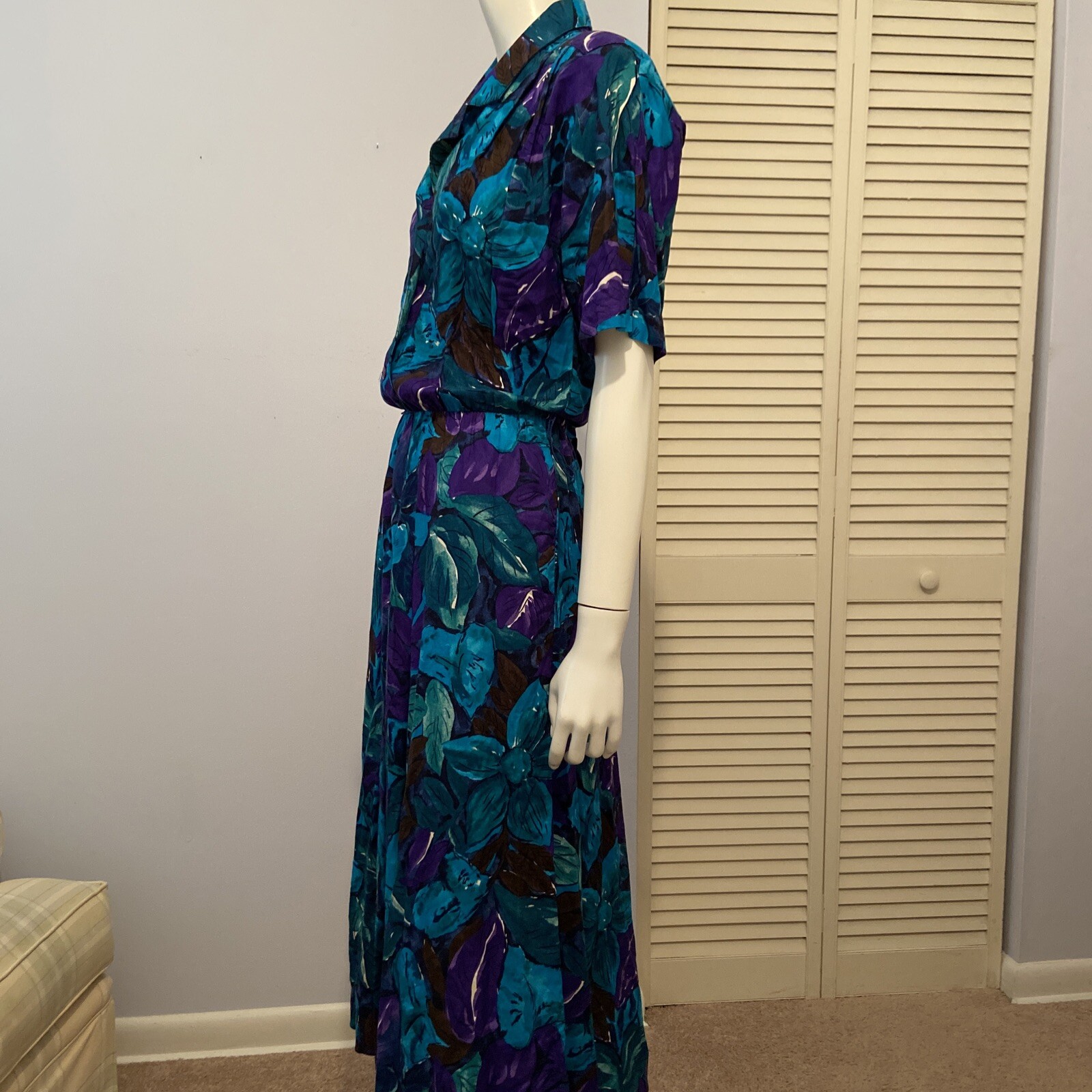 Vtg Jessica Howard Dress Big Flowers Leafs in Greens & Purples Pockets Size 8