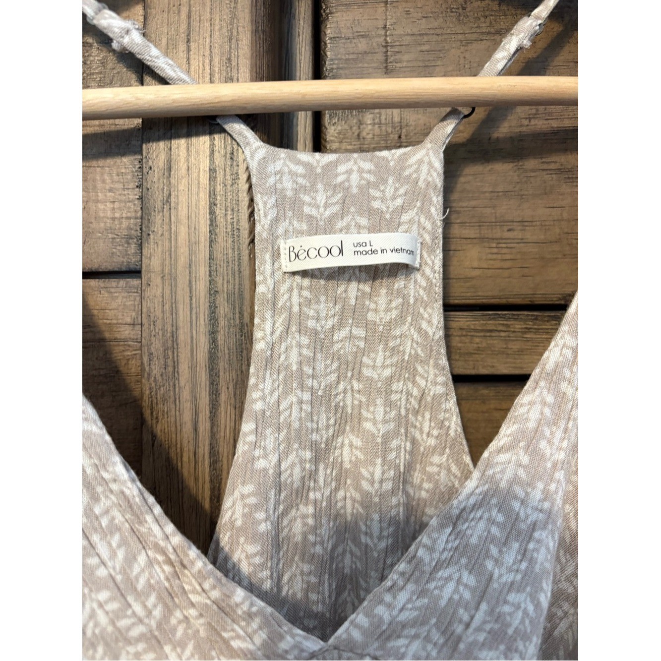 BE COOL Beige Floral V-Neck Spaghetti Strap Camisole