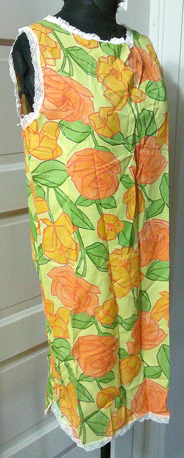 70&rsquo;s Unbranded GROOVY Orange Floral Sleeveless Night Gown M