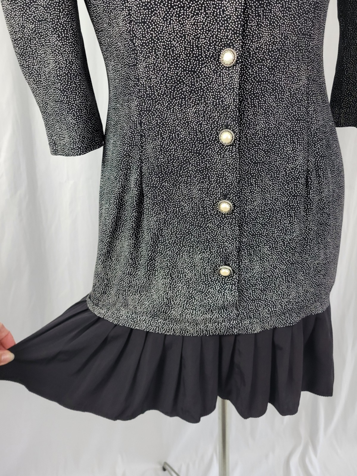 Vintage Byer Too! Black & White Dropped Waist Sheath Dress Size 11