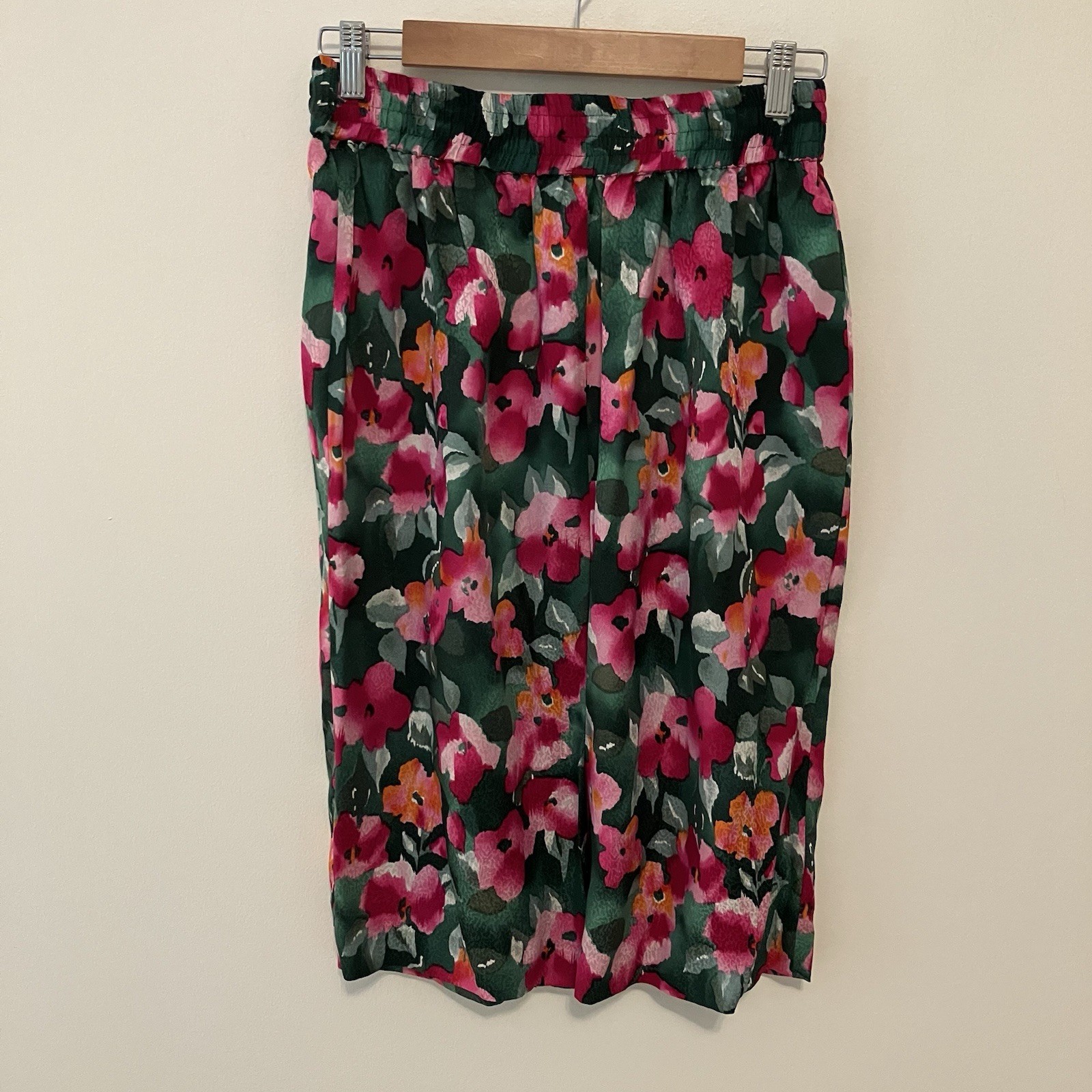Adrianna Papell Size 12 VTG Two Piece Skirt Top Suit Set 100% Silk Green Floral