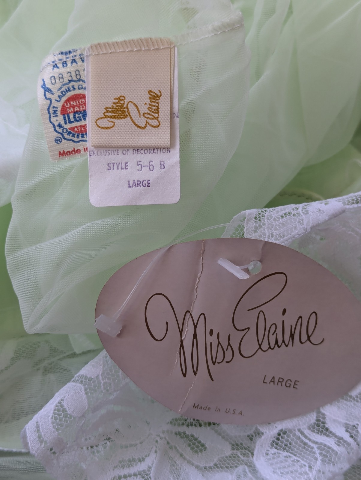Vtg 1970s Miss Elaine Peignoir Set Long Mint Green Chiffon Lace USA Large NOS