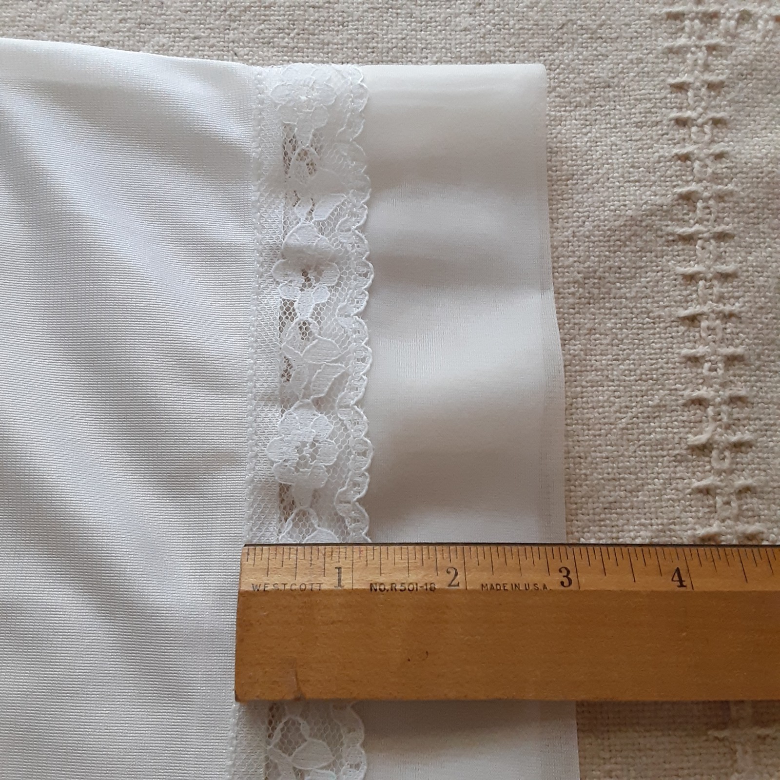 Vintage Half Slip Berkliff White Nylon Medium Lace Trim Hem 25.5&Prime; Long