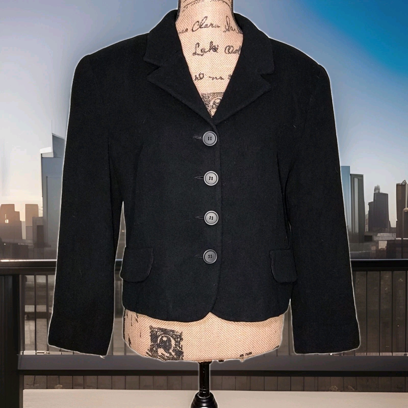 Vintage 80&rsquo;s Cropped Blazer Wool/Cashmere Blend Metropolitan NY, 10001 – Size 10
