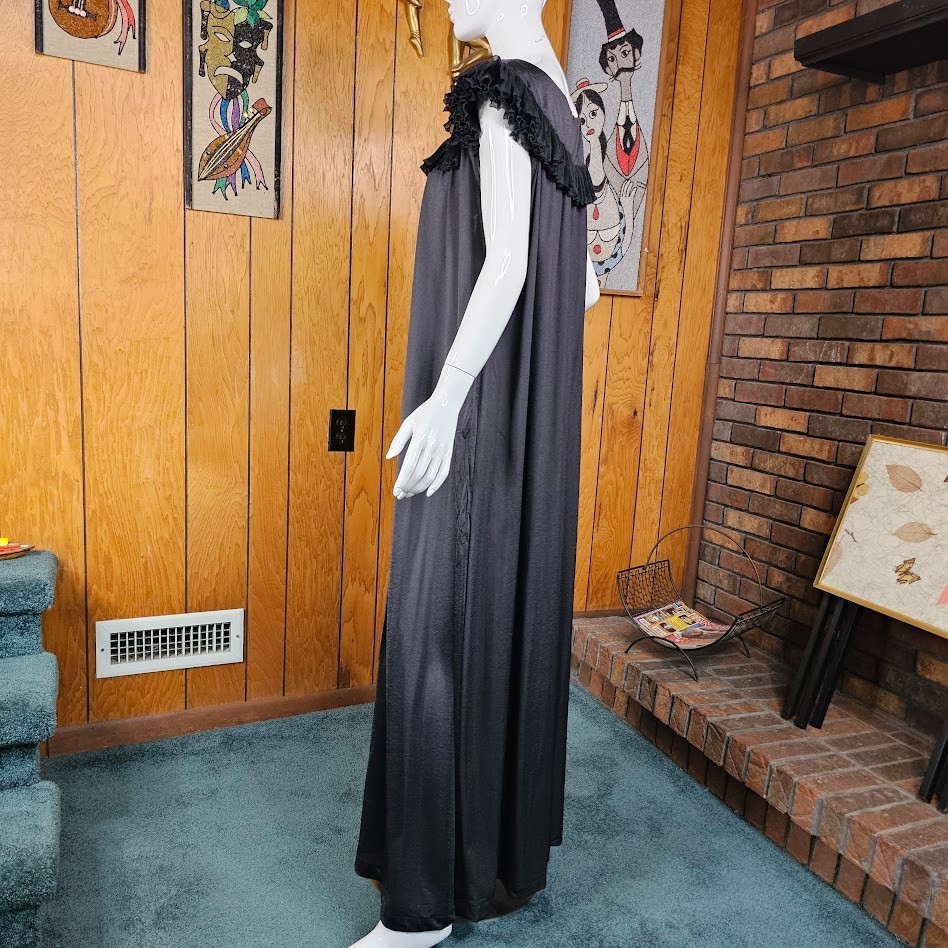 Vtg 60s Gothic Illusion Lace Romantic Peignoir Nightgown Robe Hostess Gown OS