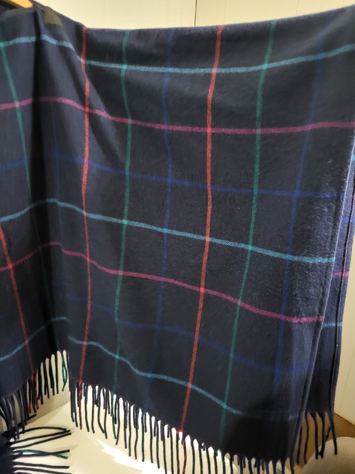 Vtg Pendleton Womans Pancho Navy Plaid 100% Virgin Wool USA Made Classic RARE