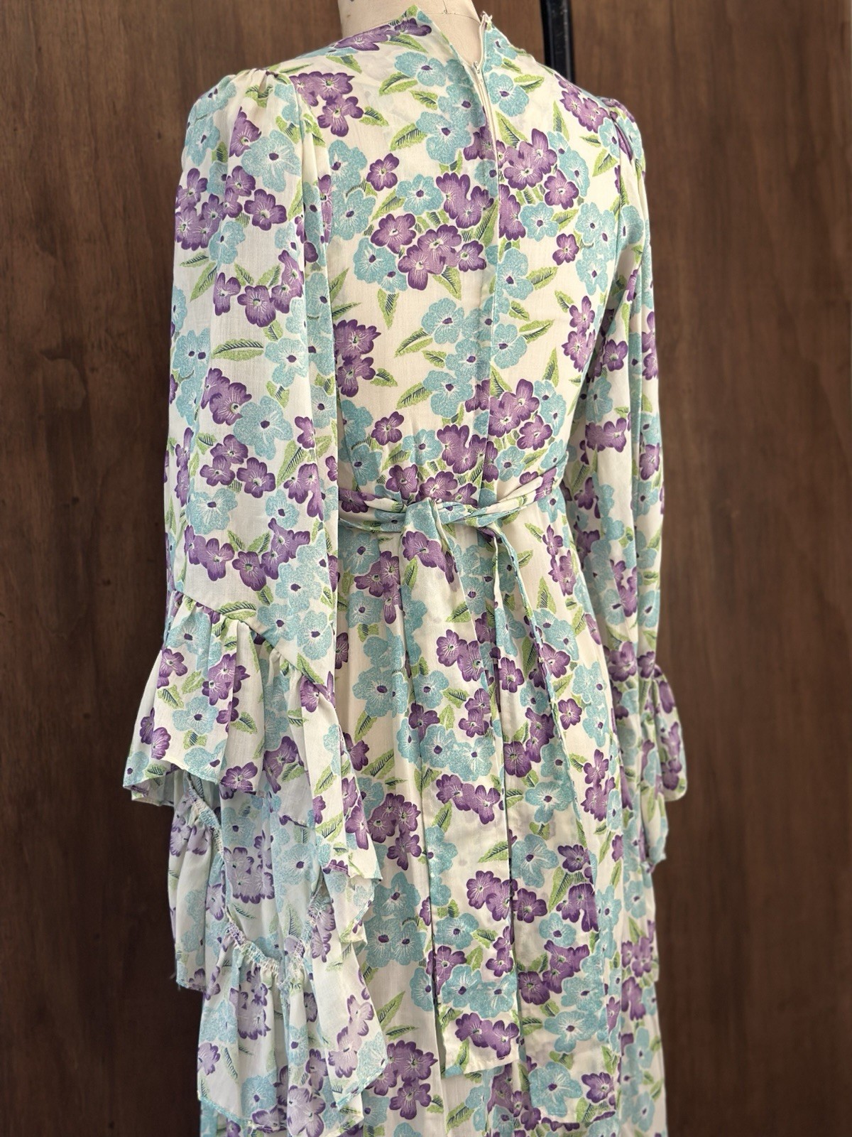 Vintage 70’s Floral Boho Maxi Butterfly Sleeve Maxi Dress XS/S Boho Hippie