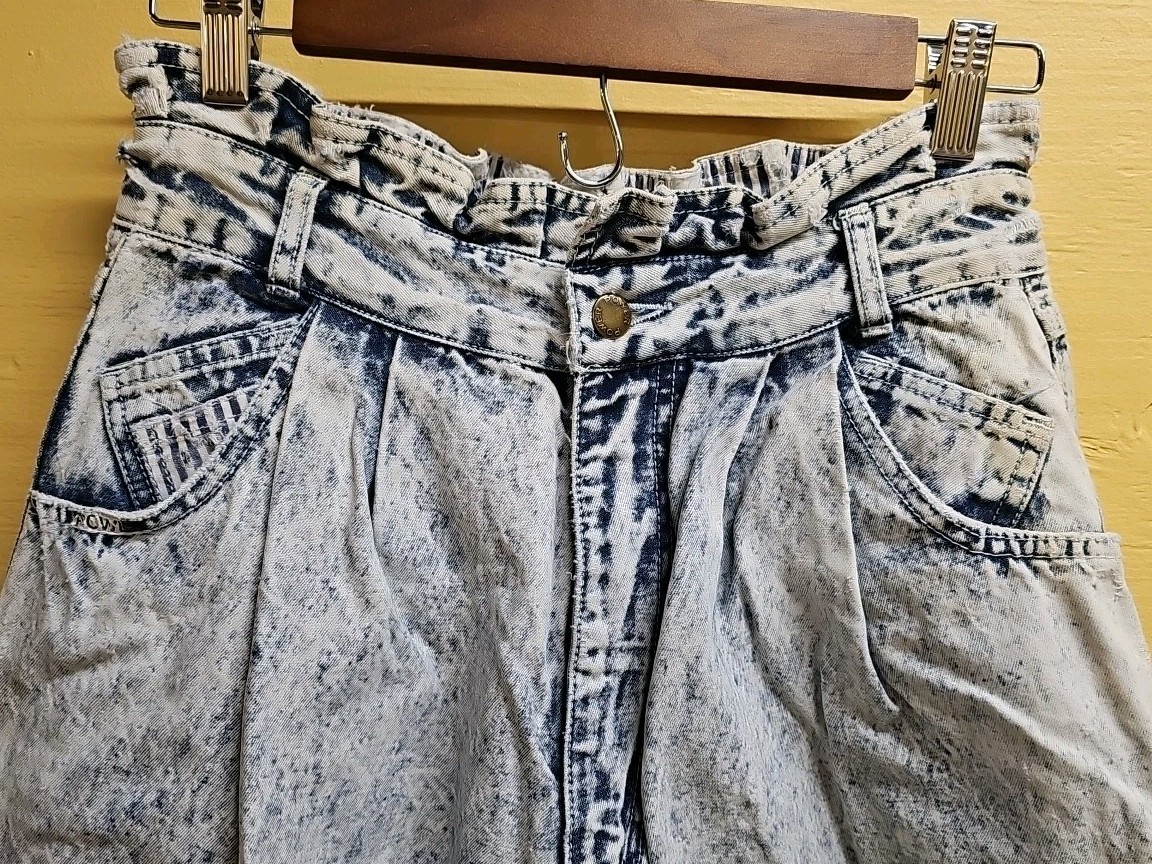 POWER – Acid Washed Tapered Paprr Bag High Waist Jeans, Womens 13/14 FUN & FUNKY