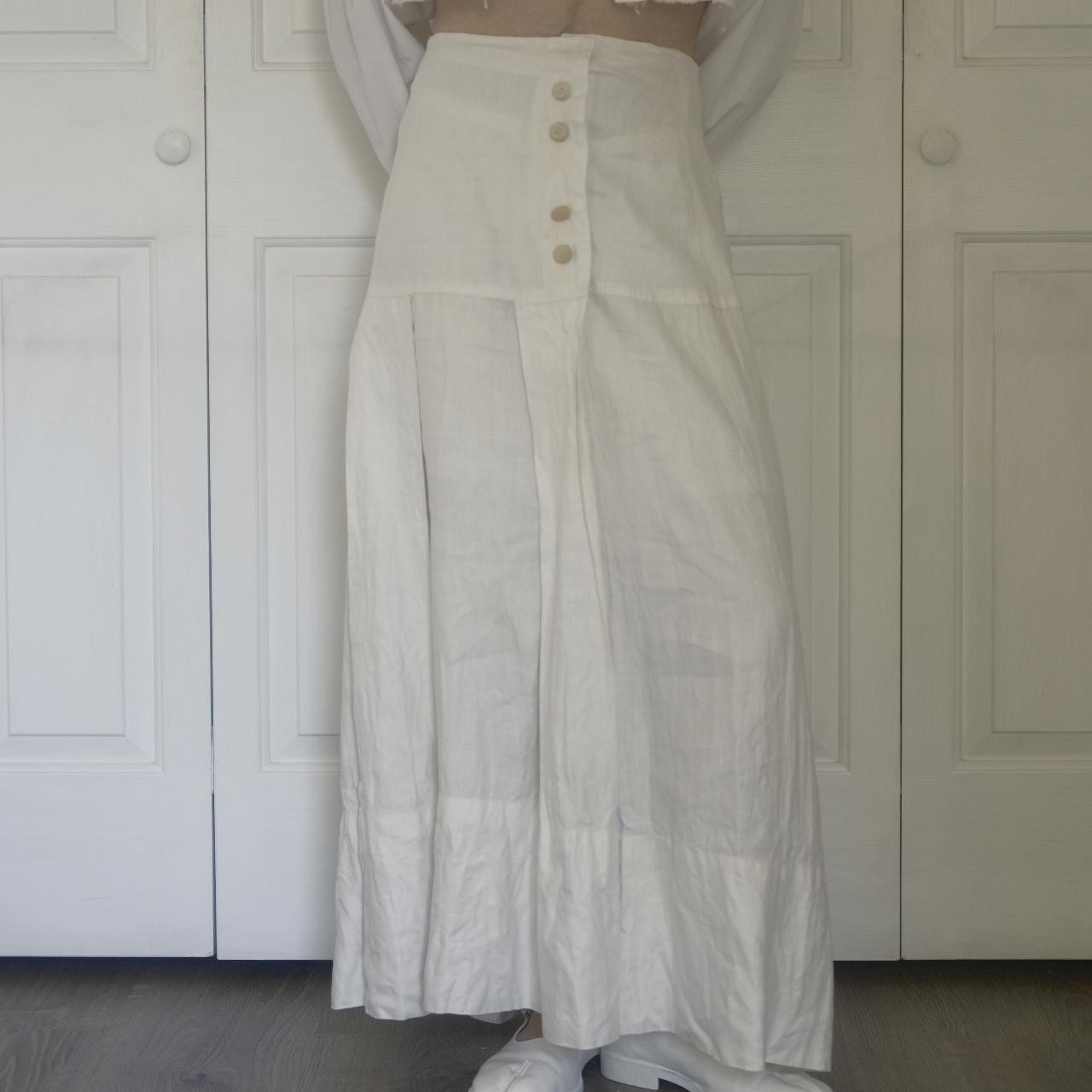 Divine Edwardian 1910s Creamy White Linen Pleated Skirt 27&Prime; Waist