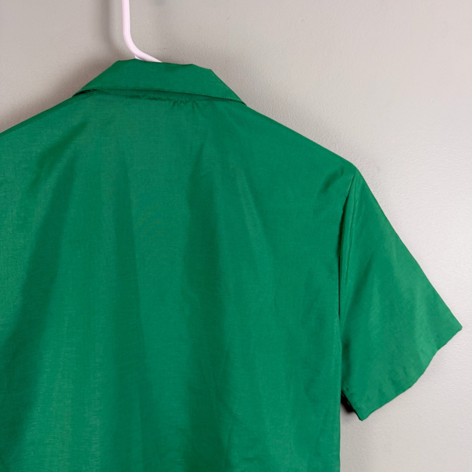 Vintage Silkhana by Lady Manhattan Polyester Green Long Sleeve Blouse MED?