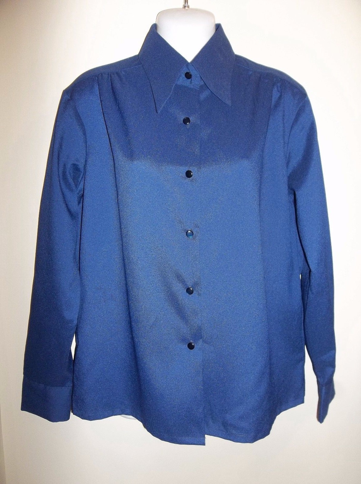 True Vtg 70s MISS HOLLY Navy Button front Blouse Shirt Womens 38 – large
