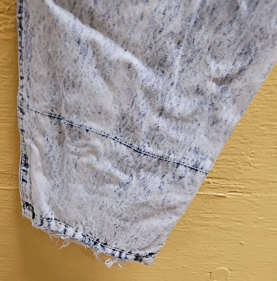 POWER – Acid Washed Tapered Paprr Bag High Waist Jeans, Womens 13/14 FUN & FUNKY