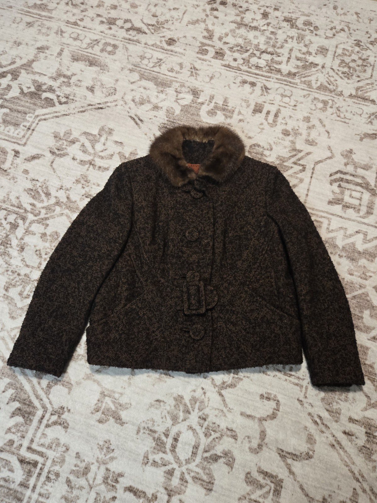 Teed Suit Dark Brown Flecked Wool Jacket With Mink Collar & Pencil Skirt 1960&rsquo;s
