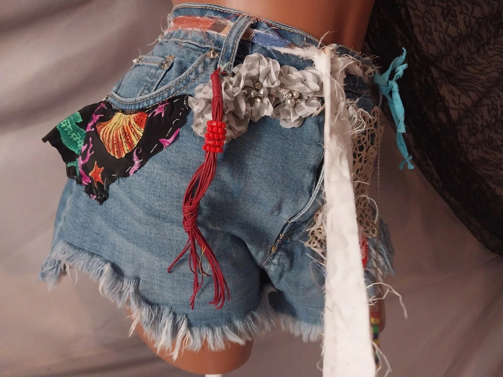 Vtg FRINGE CROCHET REWORKED ART TO WEAR DENIM SHORTS PATCHWORK BOHO HIPPY S