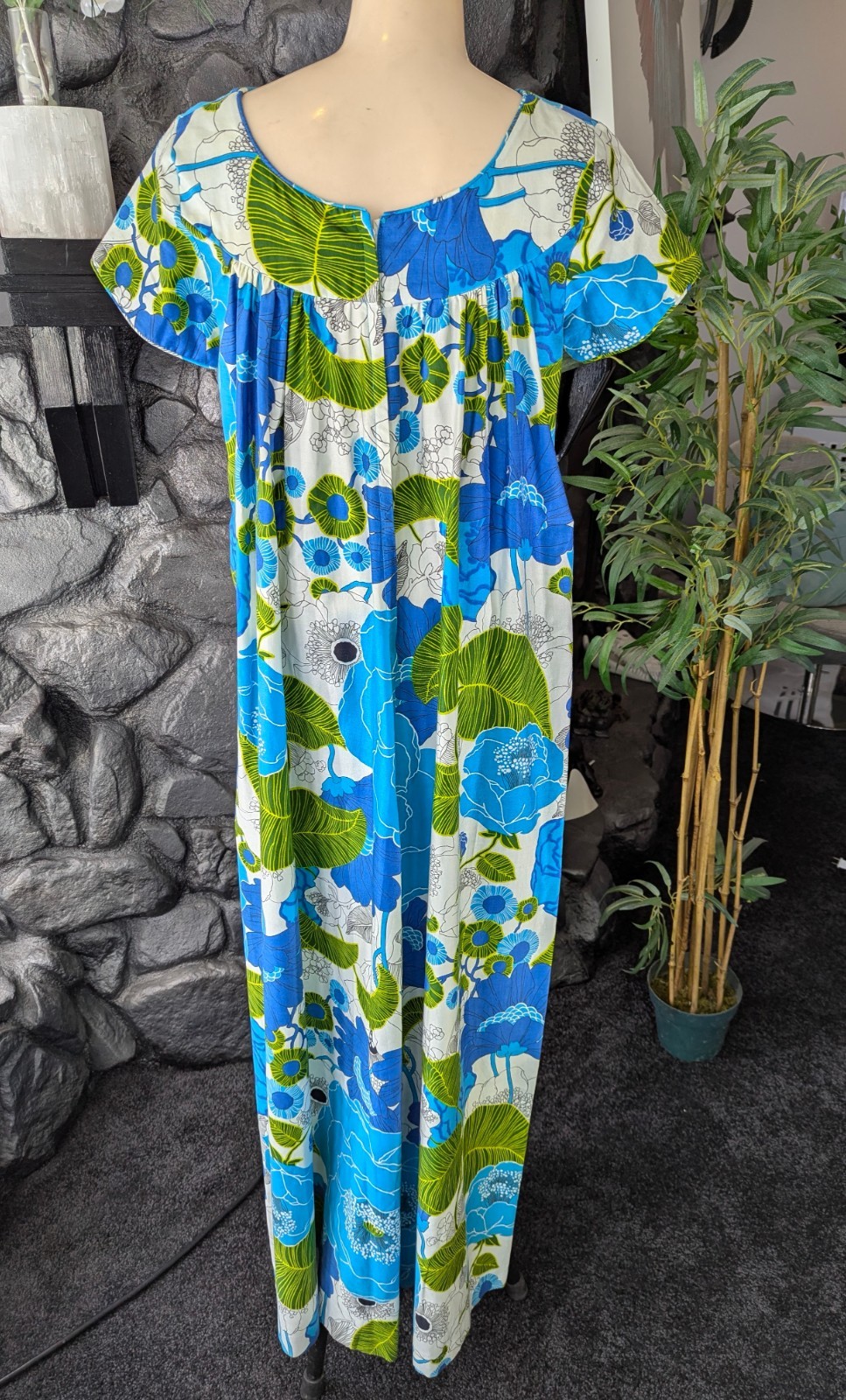 Vintage Lauhala 1970s Hawaiian MuuMuu Aloha Dress Ankle Maxi Sz 10 Blue Train