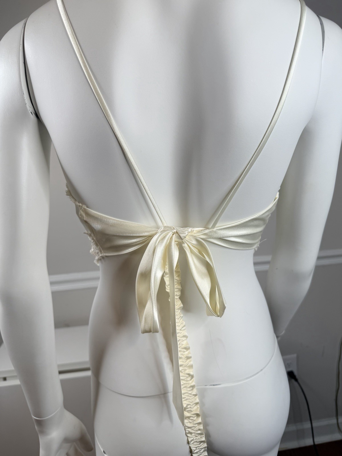 Vintage Fantasies by Morgan Taylor Bodysuit Teddy sexy satin Negligée L Ivory
