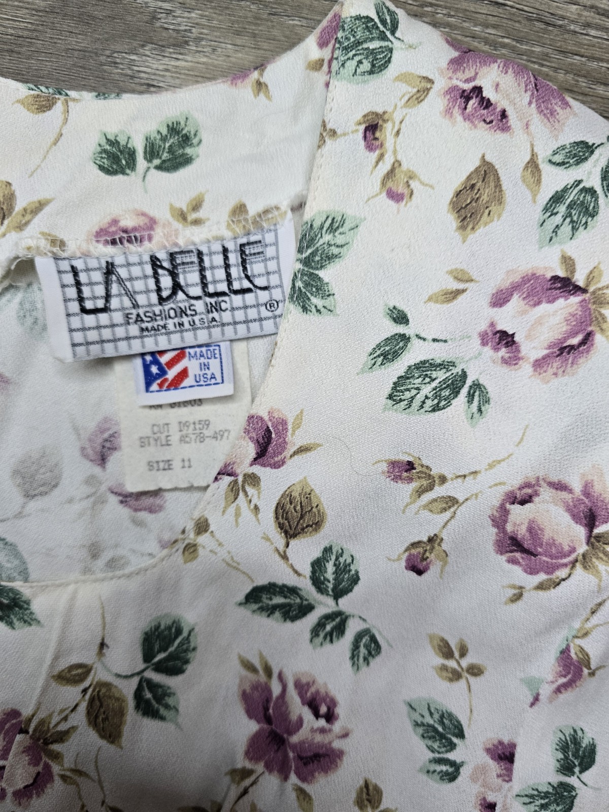 Vintage La Belle Fashions Inc Size 11 Made In USA Empire Waist Shoulder Pads Zip