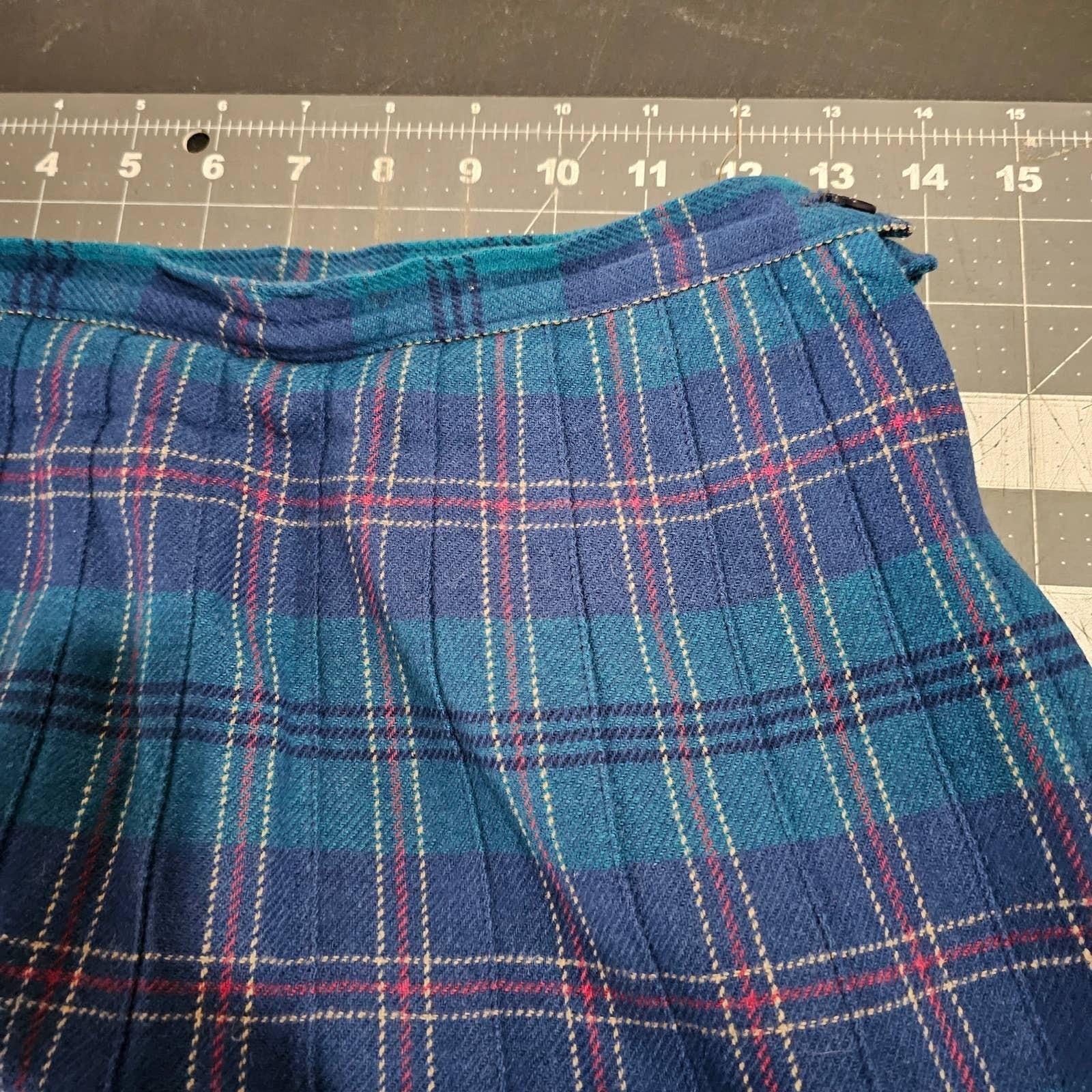 Pendleton Vintage 80s Skirt Womens Small 100% Virgin Wool Blue Plaid A-Line