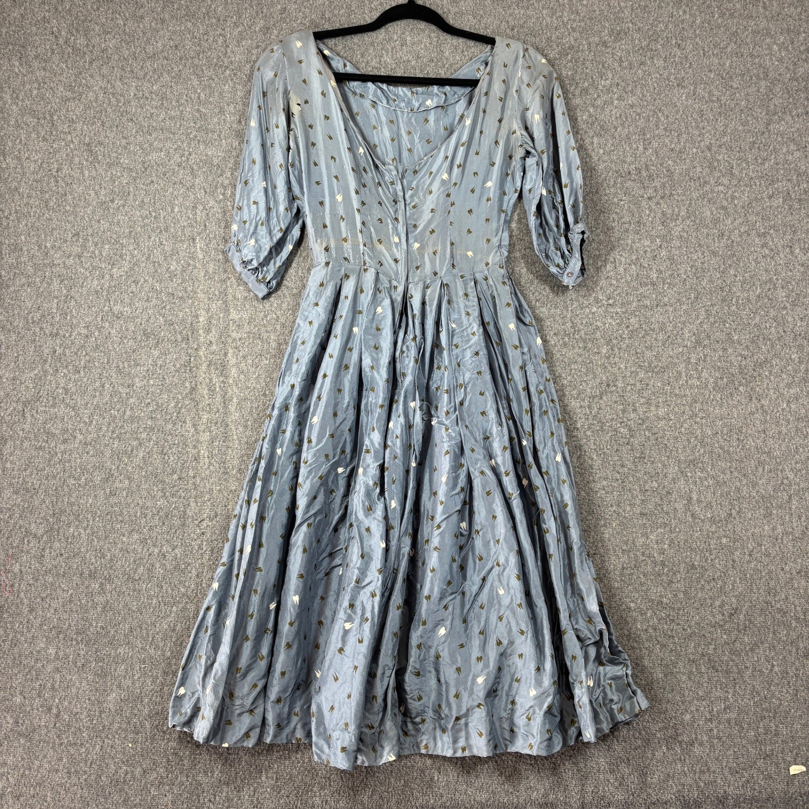 Vintage 50s Fit Flare Novelty Print Dress Blue Grey Silk Study Restoration Piece