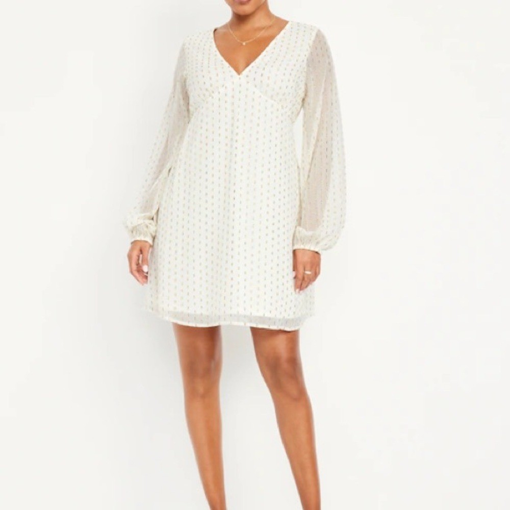 NWT Old Navy Women&rsquo;s Ivory V-Neck Long Sleeve Mini Dress Medium Tall