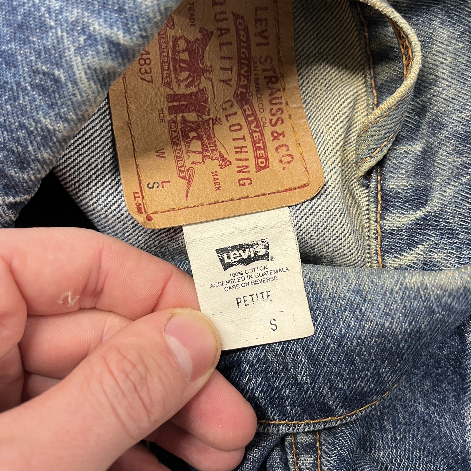 Vintage Levis Jacket 77716-4837 Womens Petite Student Jacket Sz S 2001