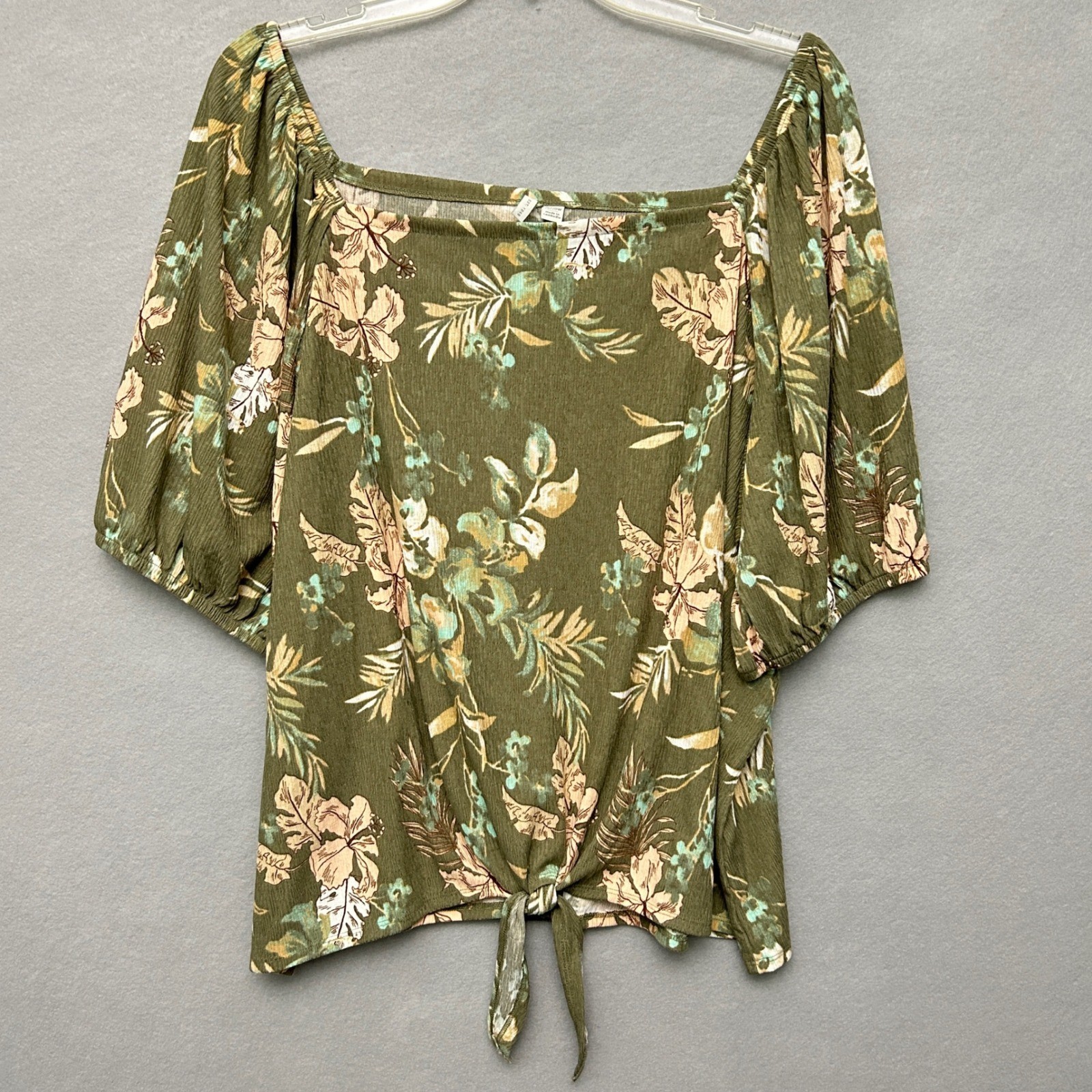 C Est. 1946 Top Women&rsquo;s 26/28W Green Floral Tie Front Peasant Babydoll Cottage
