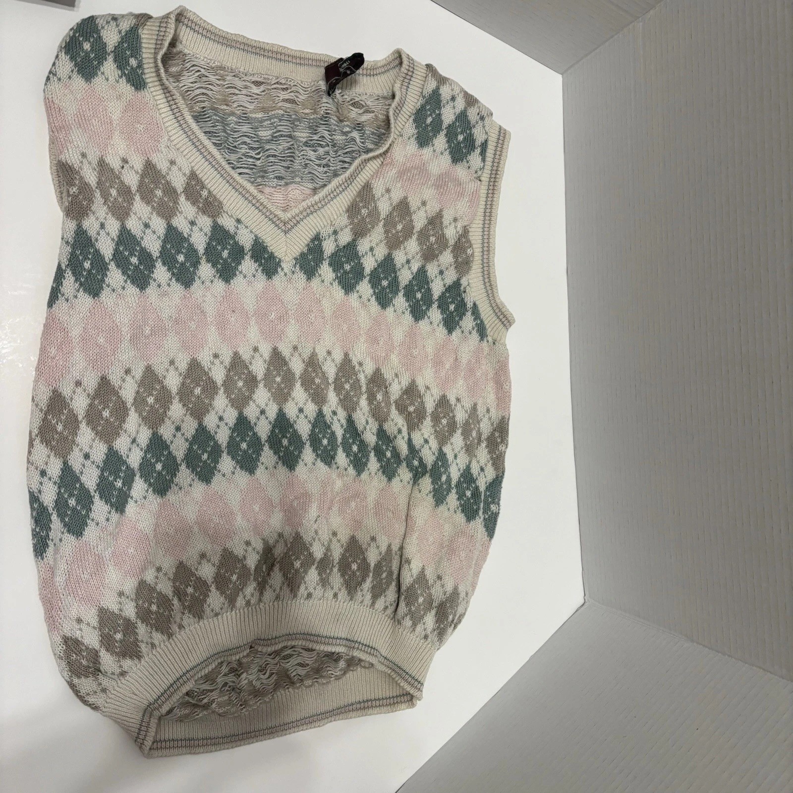 Vintage Women&rsquo;s Chunky Knit Sweater Vest Small Argyle 70s 80s