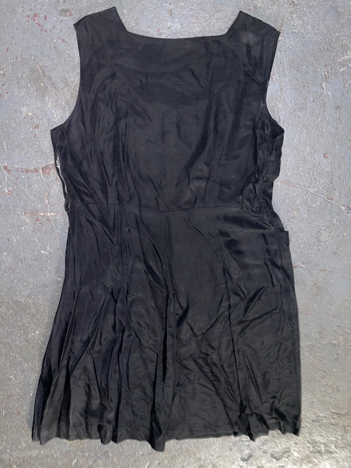 VTG 50S WOMENS LARGE BLACK BUTTON SIDE ZIP RAYON DRESS