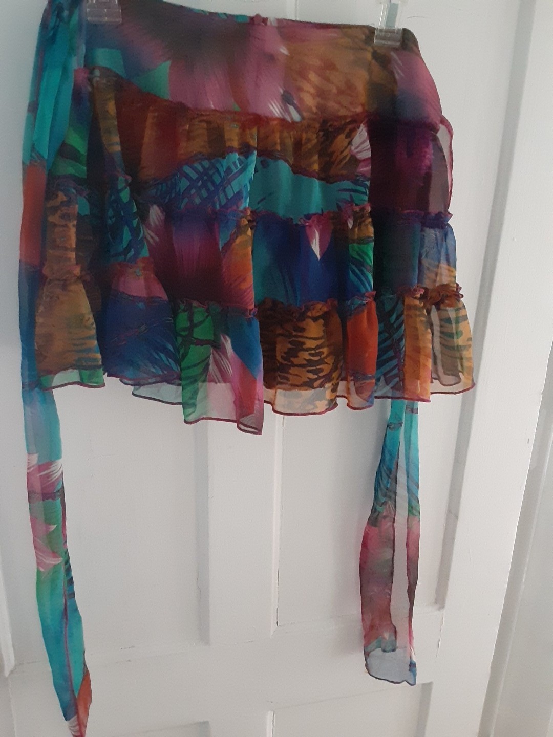 Vintage Ruffled Mini Skirt. Silk/Poly Blend With Ties Size Small