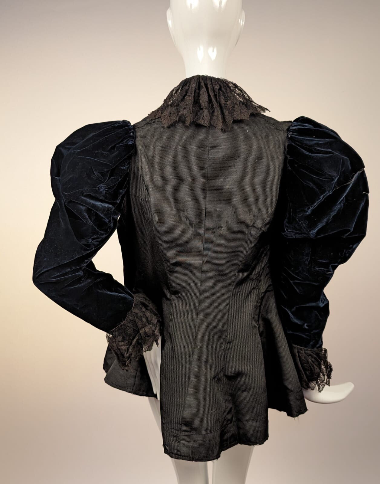 VICTORIAN 19TH C BLACK SILK + VELVET BUSTLE BACK MATERNITY JACKET W LACE COLLAR