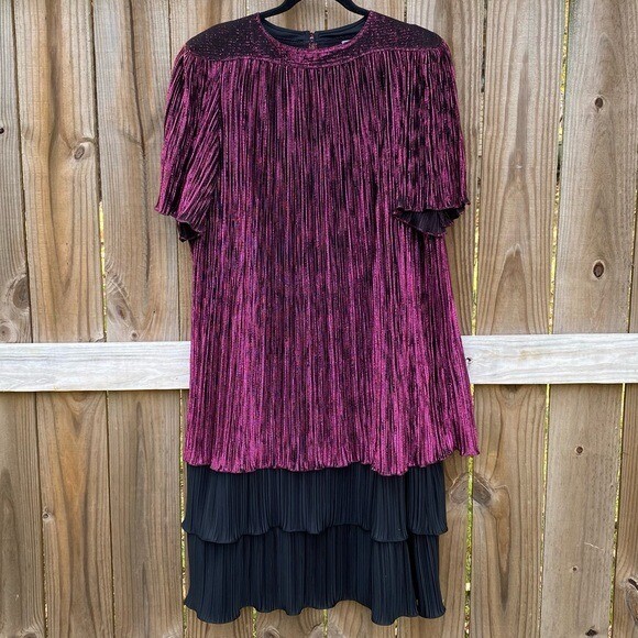 Vintage Risa Ann New York Pink Metallic Pleated Dress