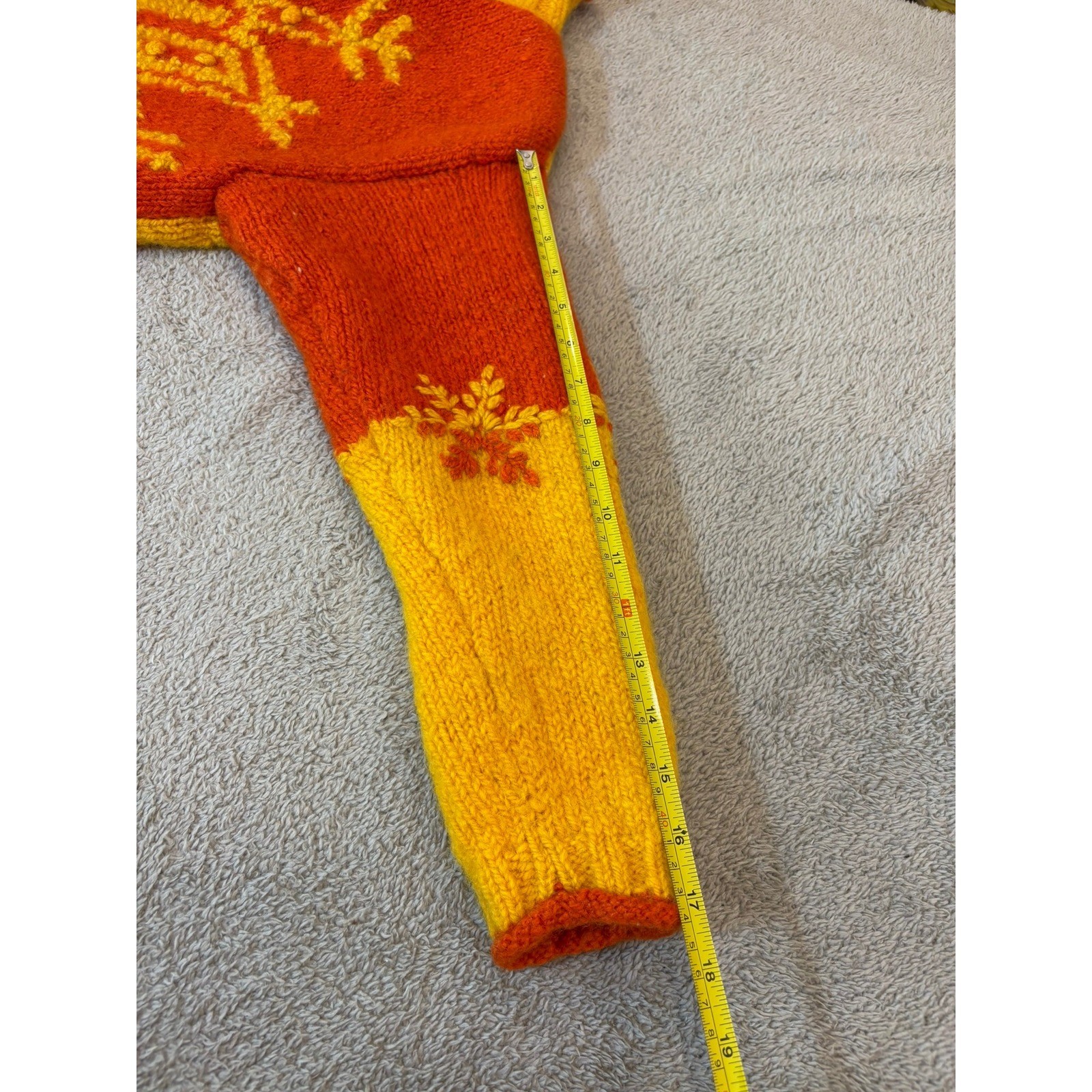 Express Tricot Vintage Snowflake Colorblock Pullover S Orange Yellow Hong Kong