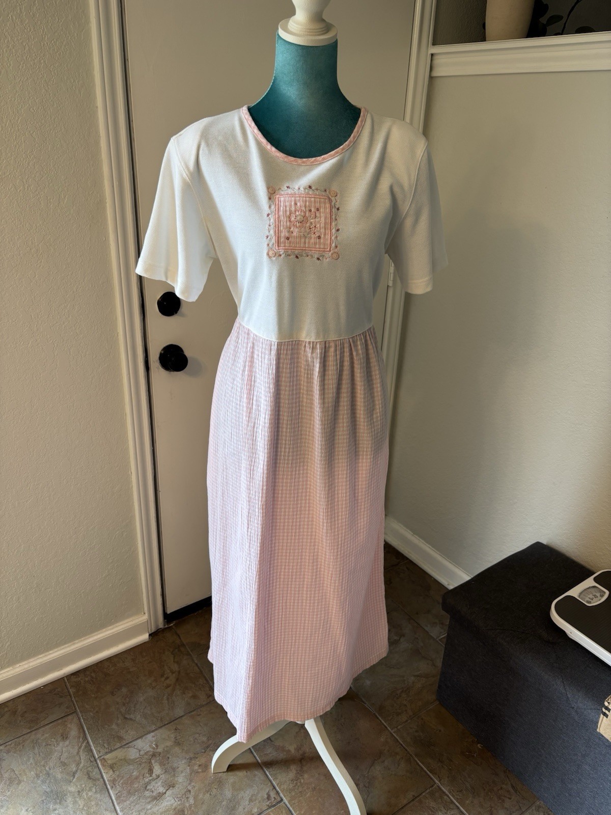 Vintage K Wear Koret Pink and White gingham dress. Grandmacore, Relaxed. Med