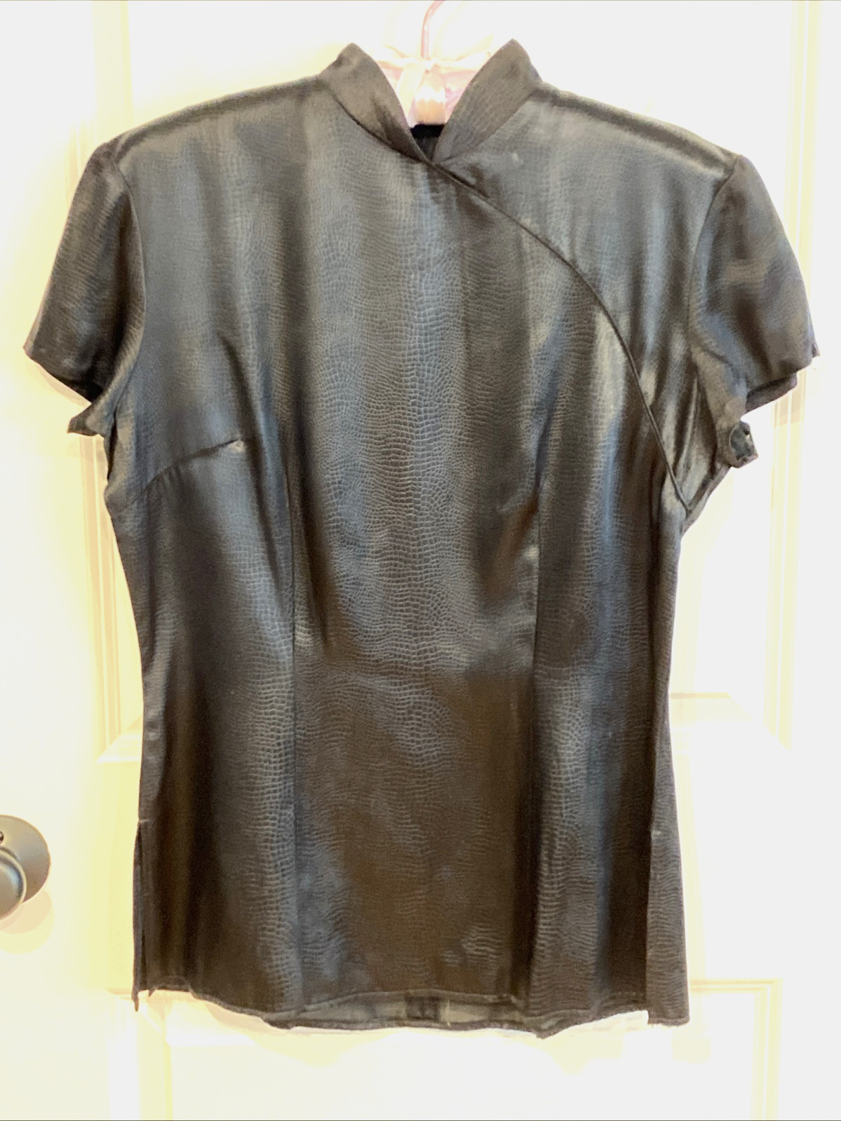 HENRI BENDEL ~ M / 36.5&Prime; Bust ~ Vtg Blk Snake Embossed Asian Top Mandarin Collar