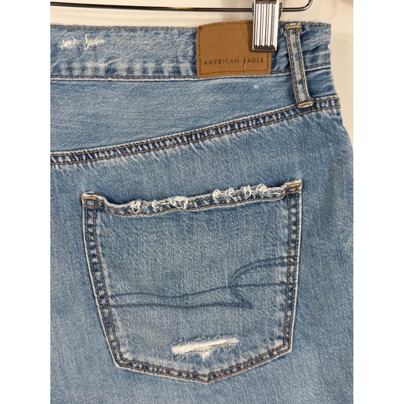 American Eagle 90s Boyfriend Short Light Blue Distressed Denim. Womens Size 10