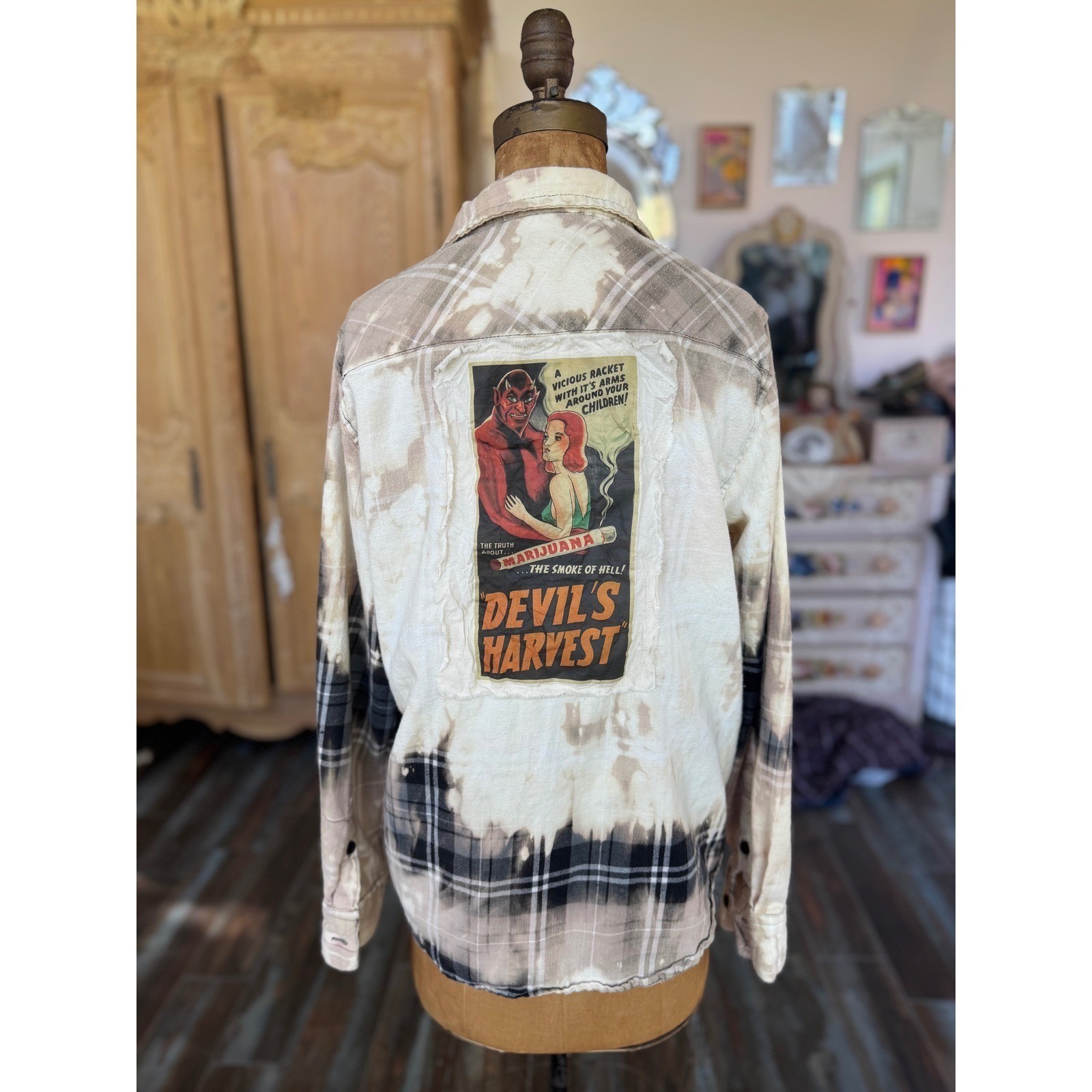 Vintage Marijuana Propaganda Flannel Large Bleached Devil&rsquo;s Harvest Shirt