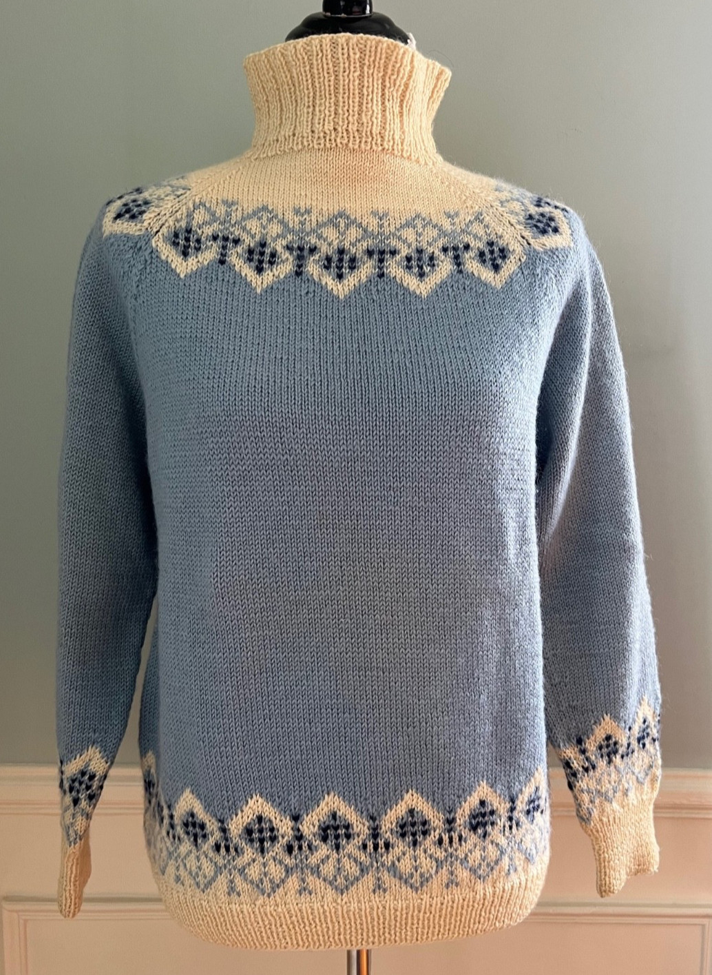 Vintage Hand Knit Nordic Wool Sweater, Medium, Scandinavian