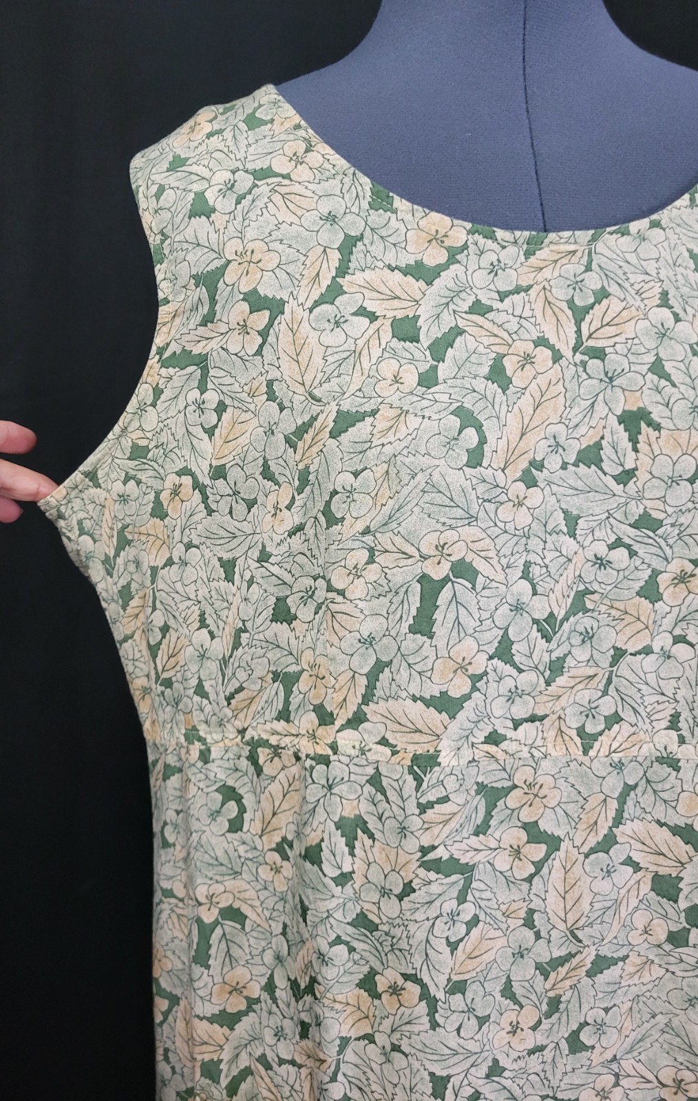 Vtg Coco Bianco Muted Green & Peach Floral Raised Waistline Shift Dress Size 16