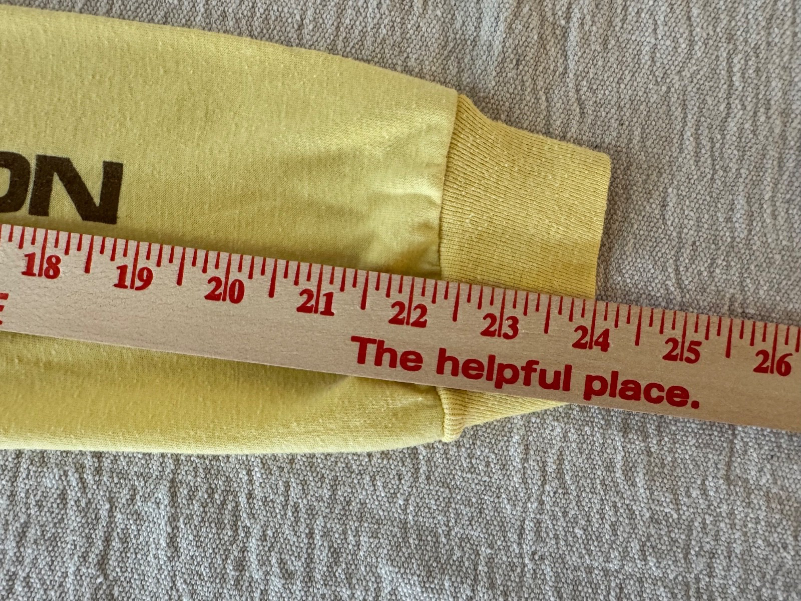 VTG 80s Graphic Tee long sleeve single stitch yellow Screen Stars Running 1984