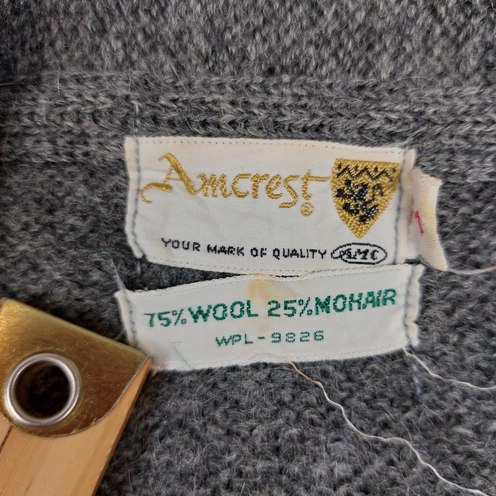 VTG Amcrest Wool 75% Mohair 25% V Neck Sweater Women&rsquo;s Small Shaggy Made in USA
