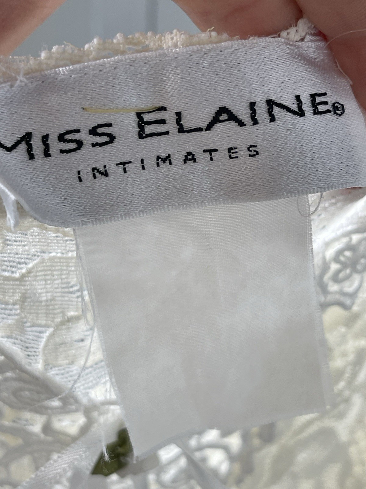 VTG Miss Elaine Intimates Romantic nightgown Lace Bodice Size 36” sexy Ivory