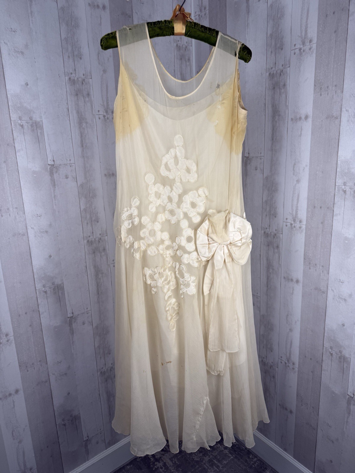 Vintage Antique 1920s Silk Flapper Wedding Dress Ivory Appliqué As-Is WOUNDED