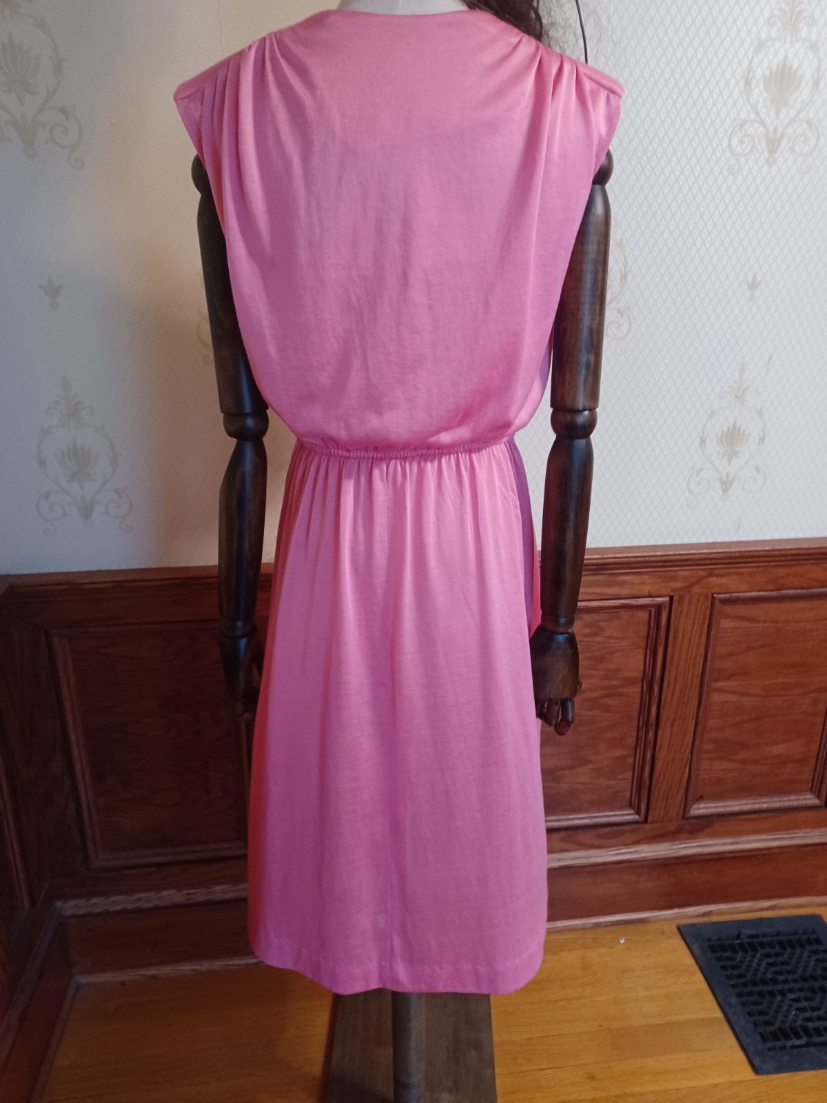 Vintage 1970s Vicky Vaughn Juniors Floaty Pink Disco Goddess Union-Made Dress
