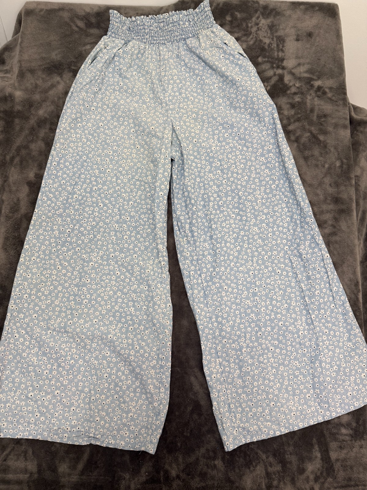 American Eagle Floral Boho Cottage Smocked Waist Wide Leg High Waist Pants Small