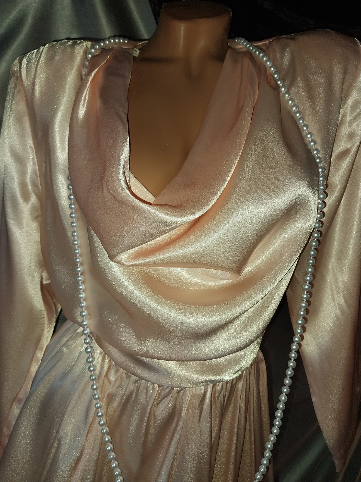 Vtg SATIN IMPORTED PEACH PINK COWL CASCADE 350&Prime; GRAND SWEEP FLARE MAXI DRESS L42