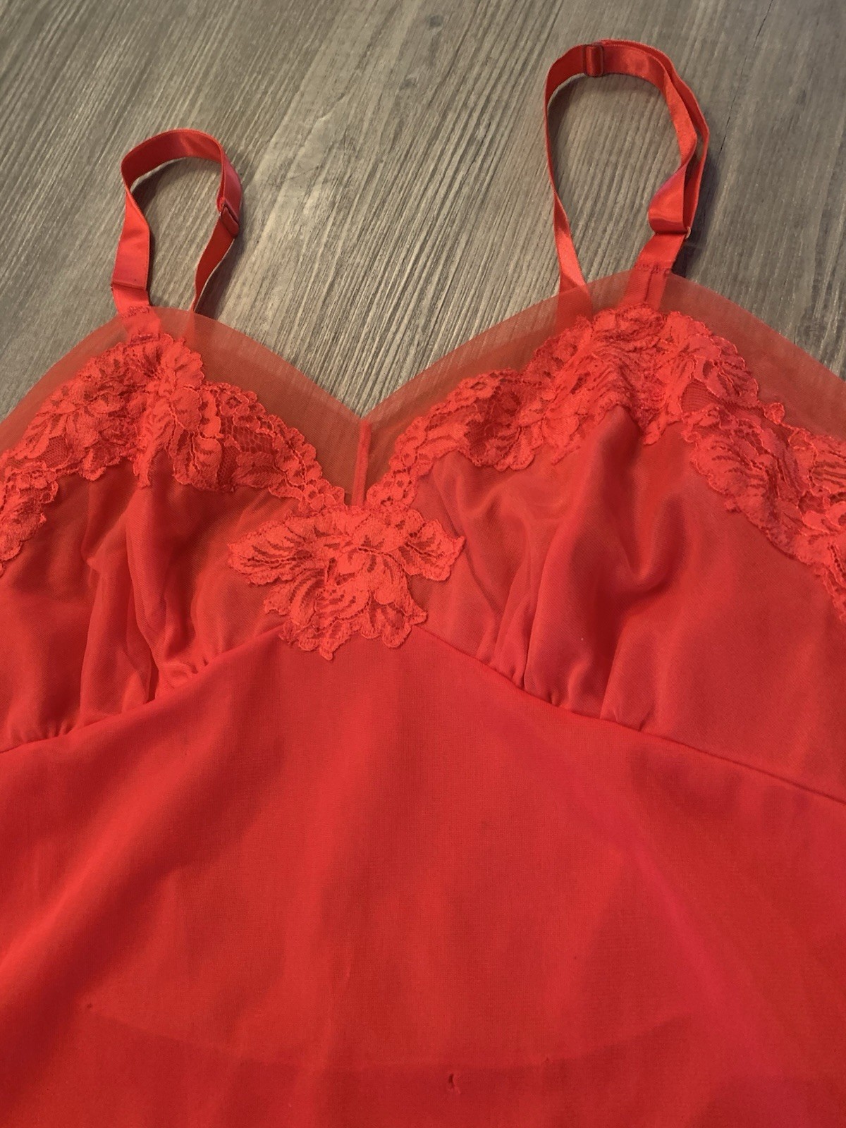 Vintage Charmode 100% Silky Nylon Red Full Slip Lace Detail Pleated Cups Sz 36