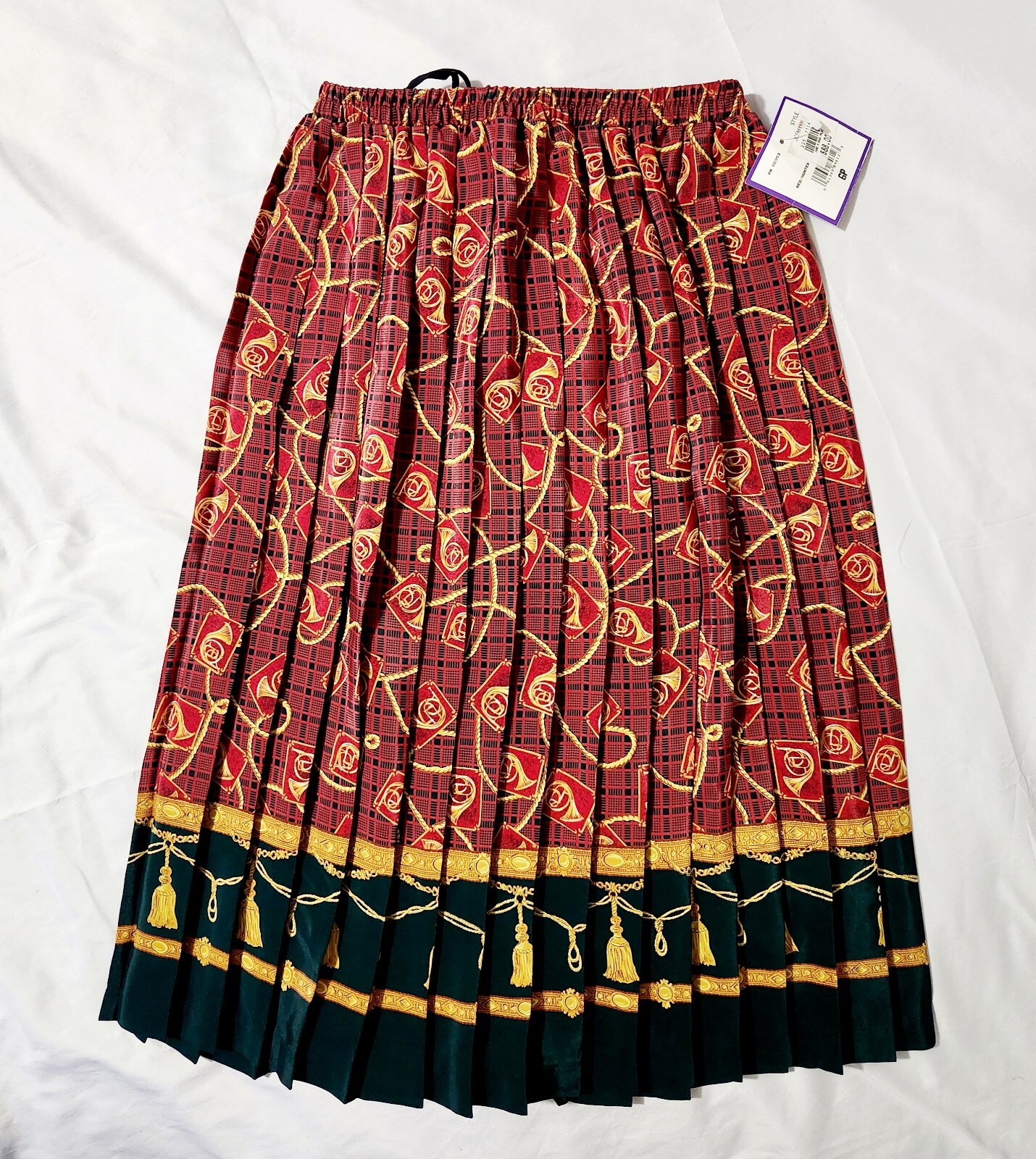 Vintage Leslie Fay Women Plaid Pleated Green Red Yellow Skirt & Matching Scarf